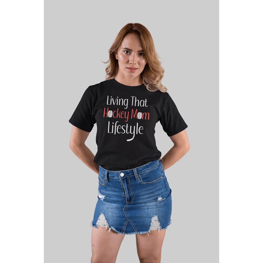 Printify T-Shirt "Living That Hockey Mom Lifestyle" Unisex Jersey Tee